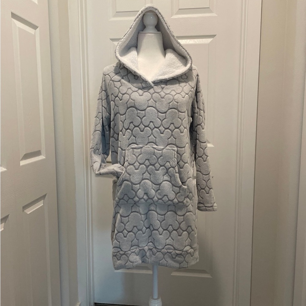Disney blanket warm long sleeves hoodie Sz: M